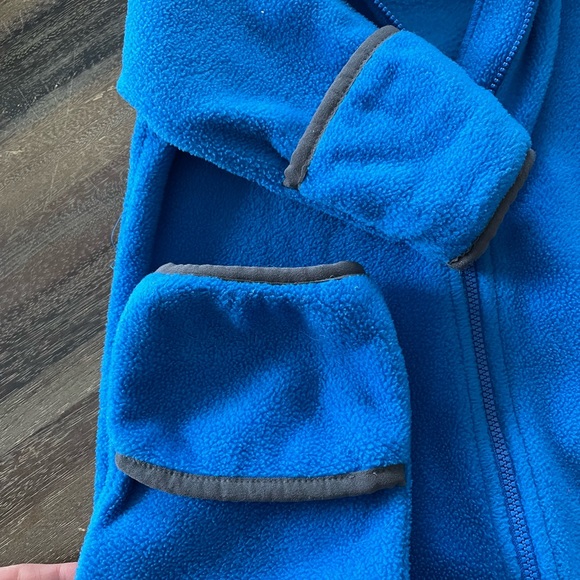 SOLD Columbia Royal Blue Snow Bunting suit, 6-12 months - Picture 4 of 7